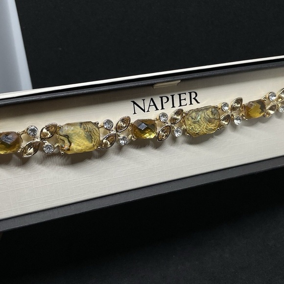 Napier Jewelry - Vintage Napier gold lucite crystal bracelet